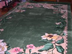 Чистка вьетнамских ковров